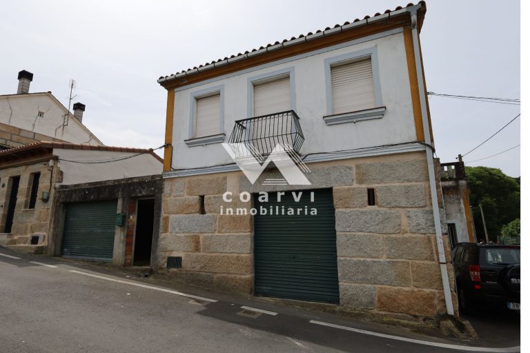 Casa en venta en Rabo de Galo, Ourense