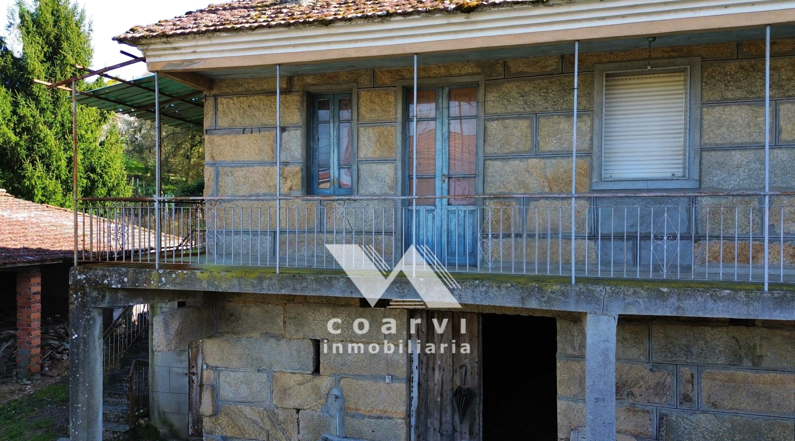 Casa-VENTA-A-MERCA-TERRENO