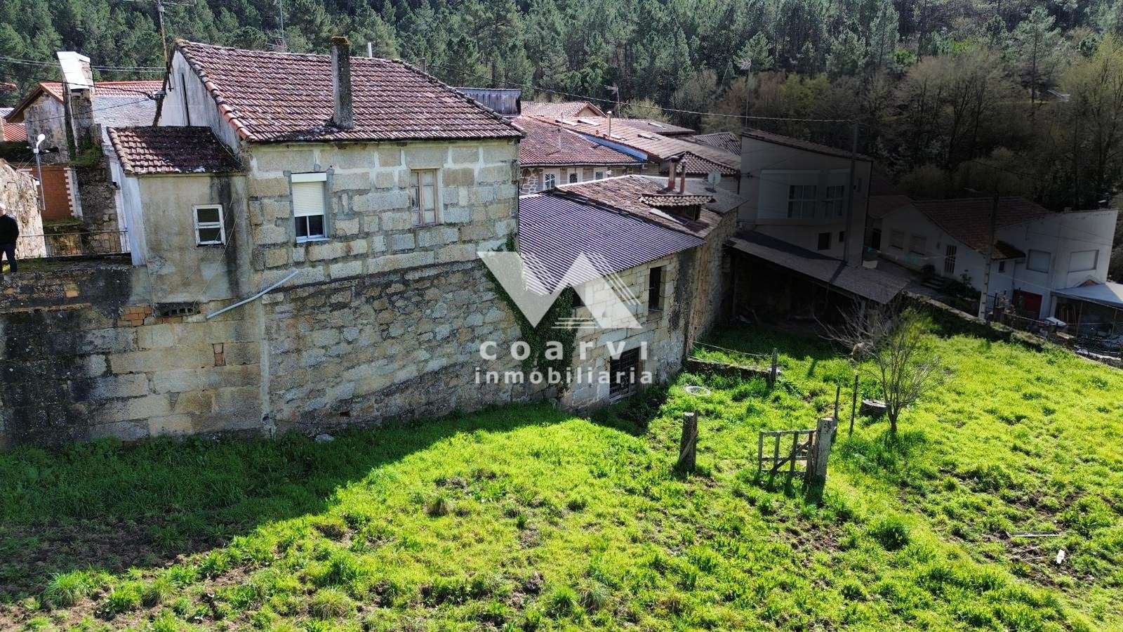 Casa-venta-terreno-barbadás