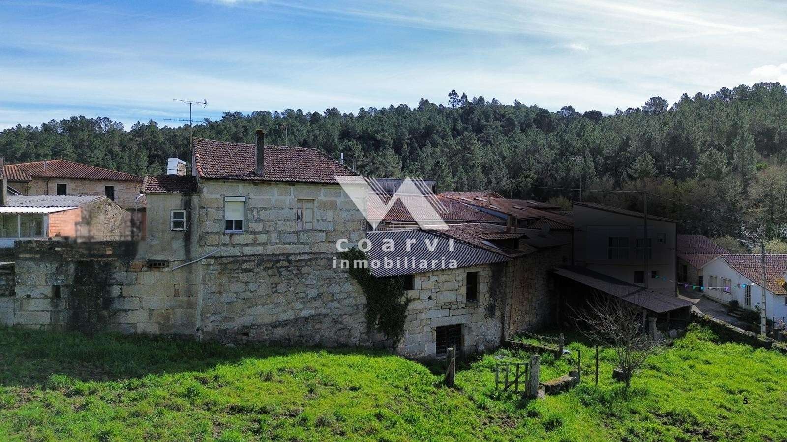 Casa-venta-terreno-barbadás