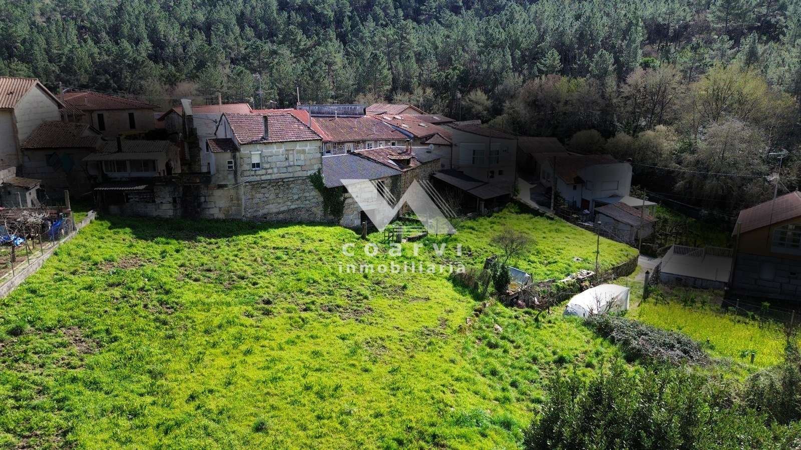 Casa-venta-terreno-barbadás