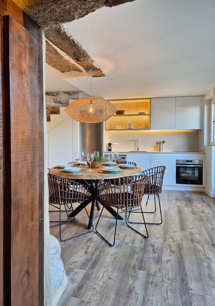 Casa rural vacacional con comedor en lobios ourense